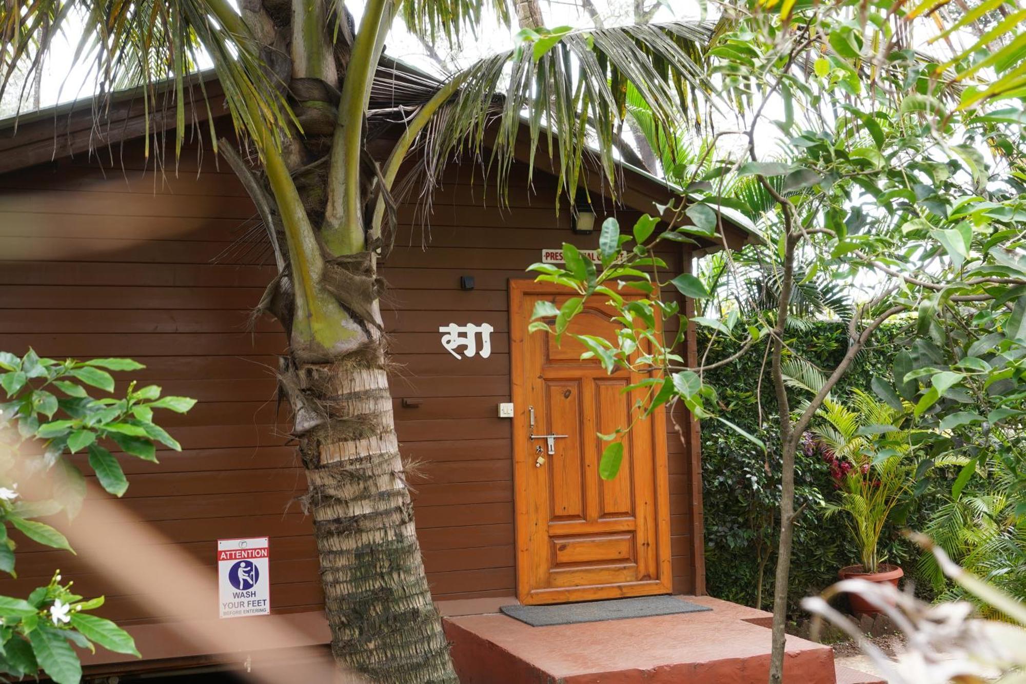 Tranquil Beach Resort Harihareshwar Exterior foto